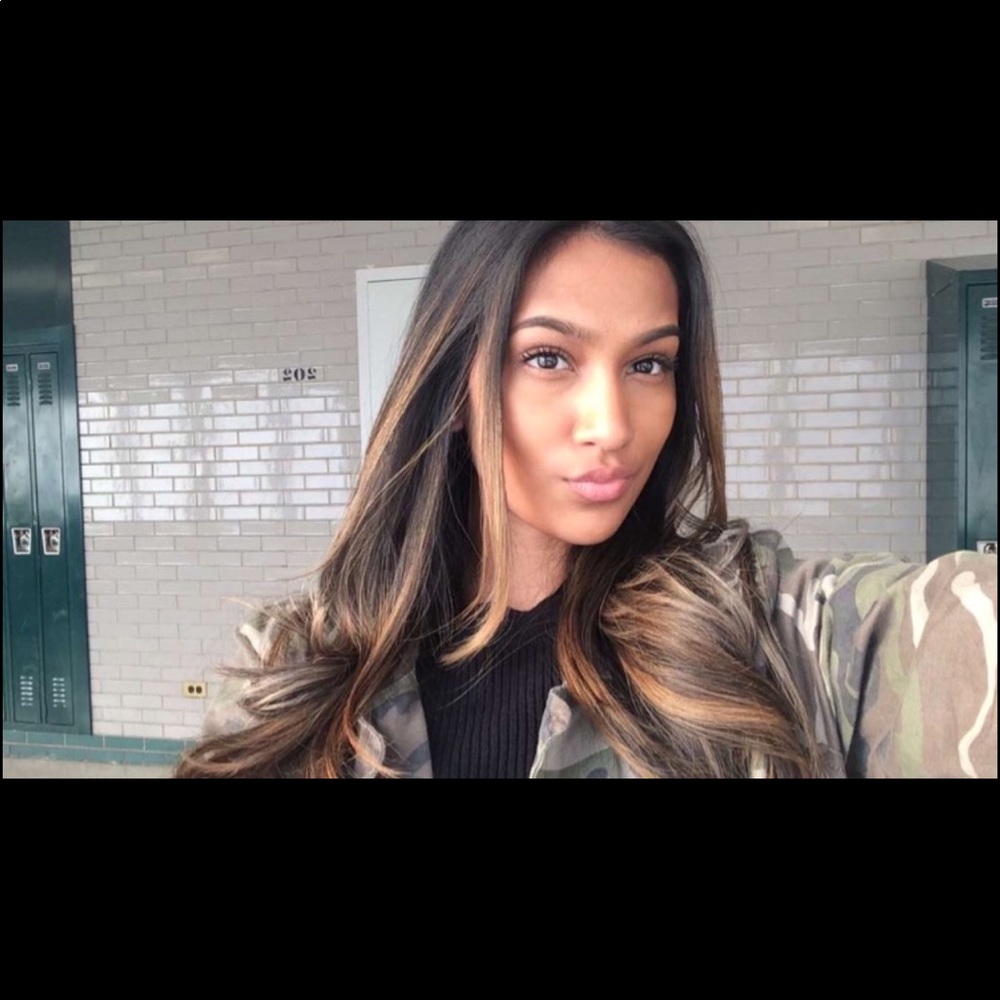 Meet your Posher, Racquel